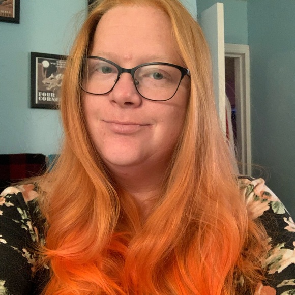 Meet your posher 💜🩵 - Picture 5 of 6